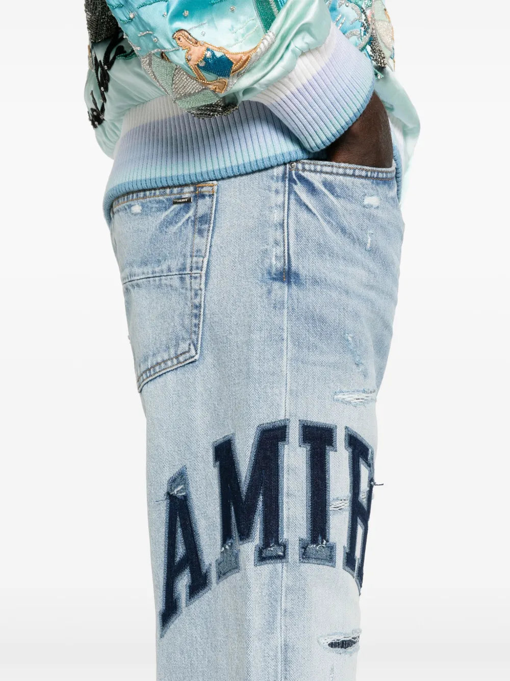 AMIRI Varsity Logo Repair 中腰直筒牛仔褲